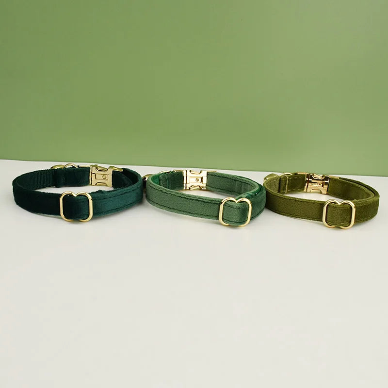 Velvet Furvio Shop personalized cat collar with bowknot, bell, and belt for cats, stylish and comfortable feline accessory.