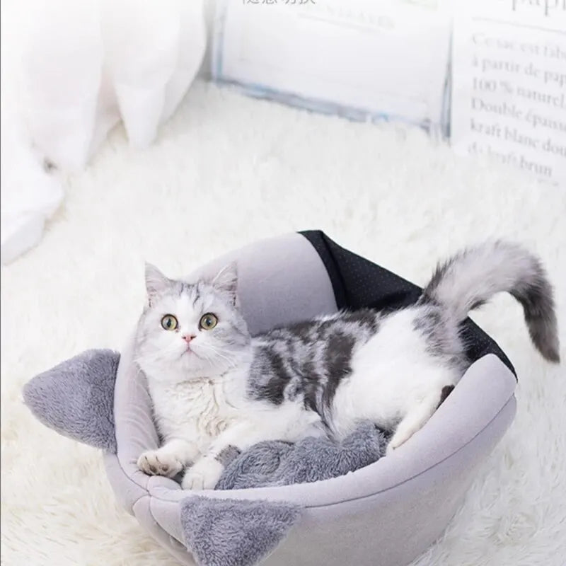 Furvio Shop 2-in-1 cat cave bed with plush interior, cozy nest for warmth and comfort, featuring soft fur material.
