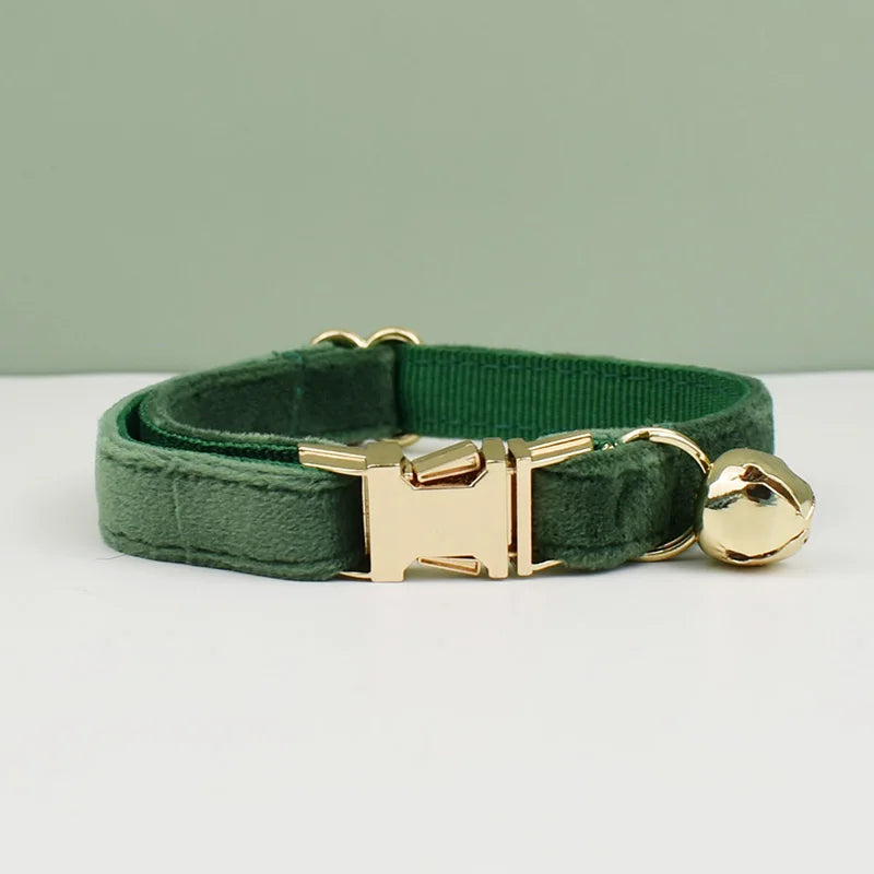 Velvet Furvio Shop cat collar with bowknot, personalized with bell and decorative bow for stylish feline accessories.