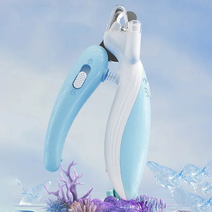 Furvio Shop LED pet nail clippers with illuminated blades for easy, precise grooming of cats and dogs.