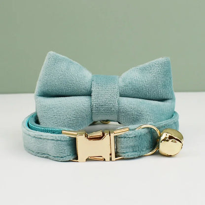 Velvet cat collar with bowknot and bell, personalized Furvio Shop cat collar belt, stylish and comfortable for feline pets.